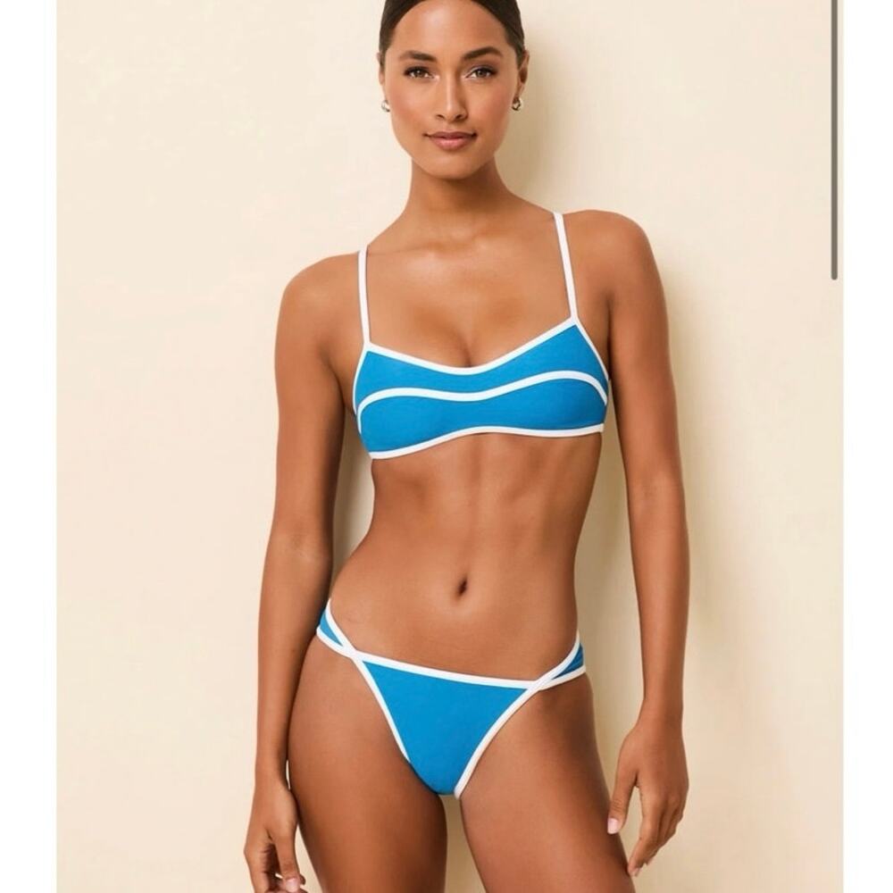 NWOT Solid & Striped Milani Bikini Top Cosmic Blue/Optic White SZ XS